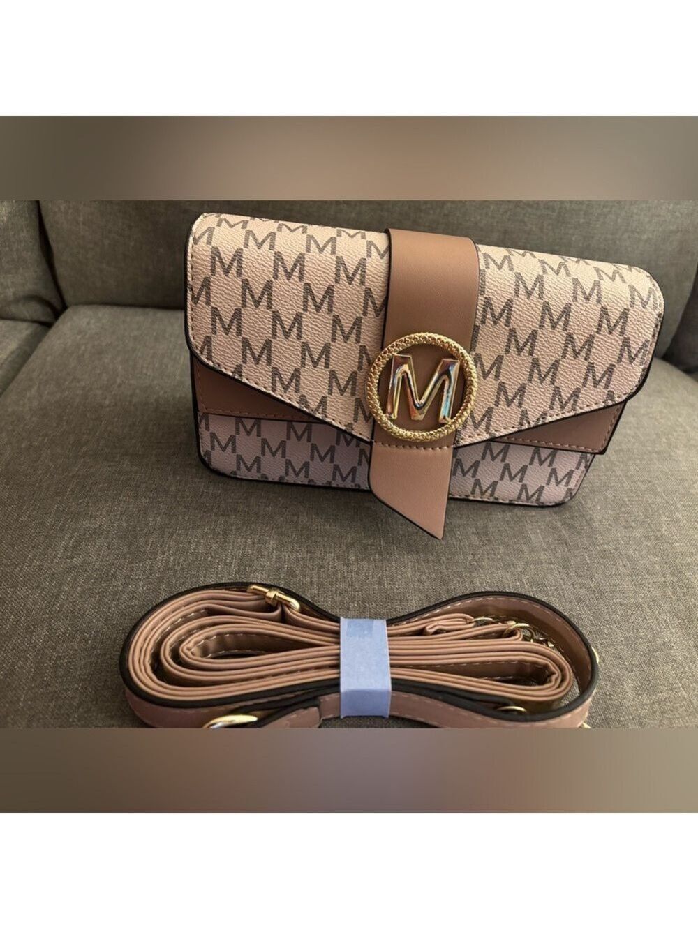 NWOT NO BRAND Brown Crossbody Bag with Gold Emblem